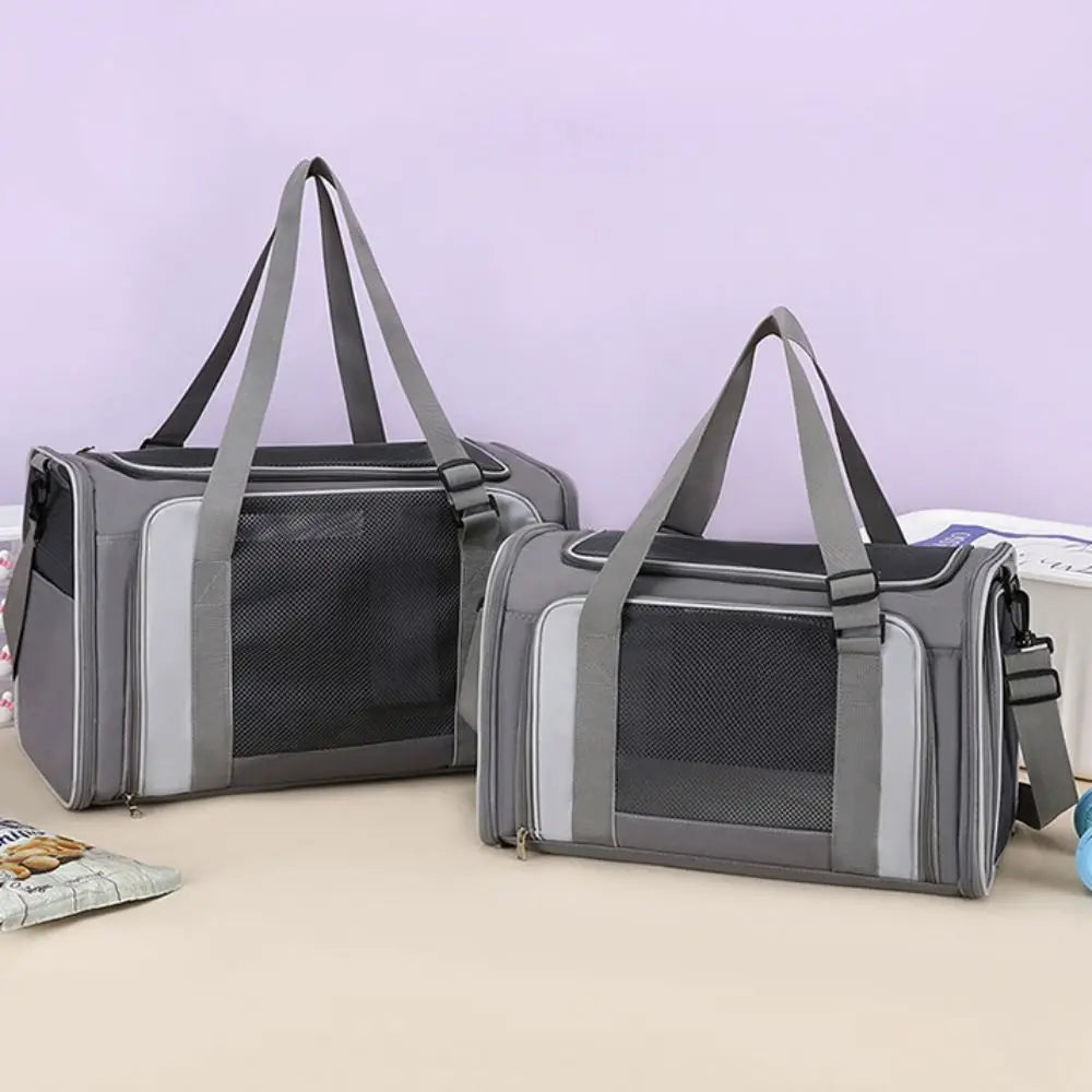 Dogs Outdoor Carrier Large Capacity Pet Carrying Bag Breathable Foldable Pet Carrier Bag Side Ventilated Pet Shoulder Bag Hiking